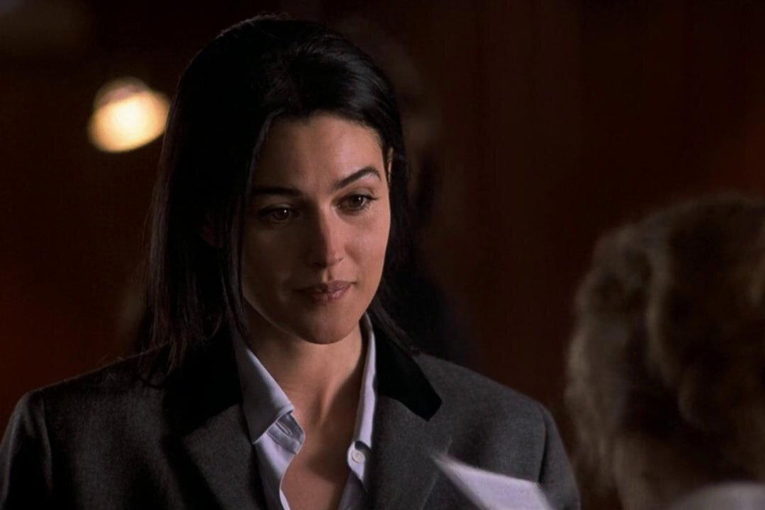 Моника Беллуччи в фильме «Квартира», 1996 год