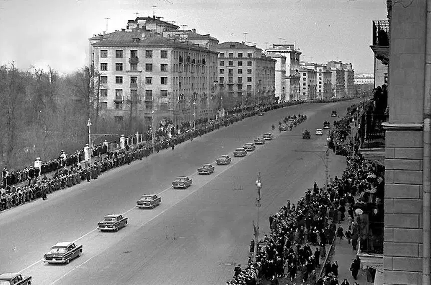 Москва. Ленинский проспект. Встреча Гагарина. 1961 год.