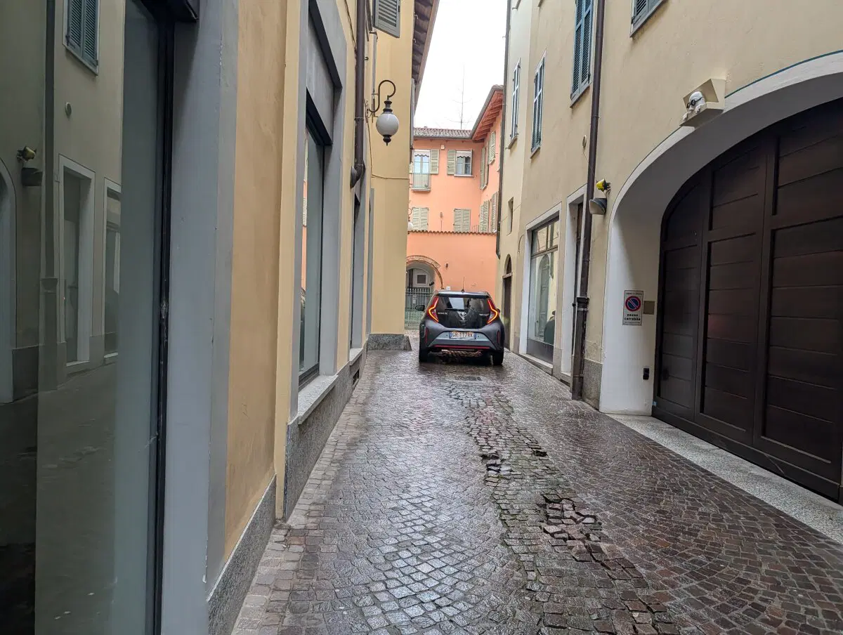 Ездить на машине тут тяжело