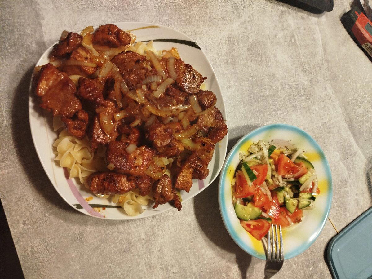 Просто ужин уставшего электрика