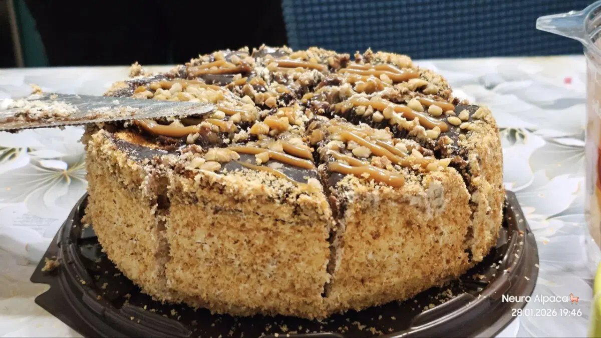 А, главное, тортик!