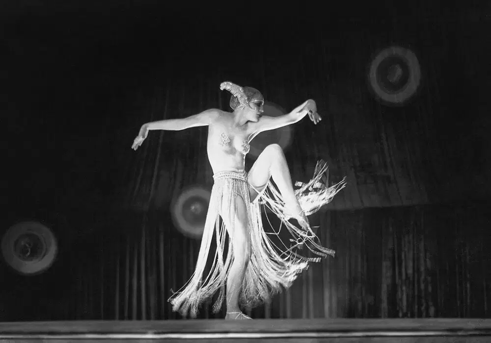 Ивент в кино, Метрополия