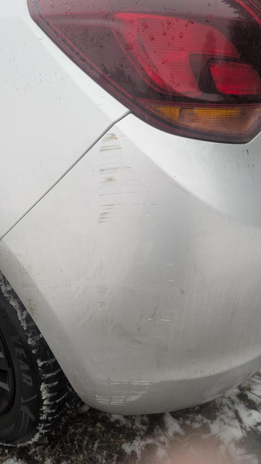 А это заезд в мусорку. 