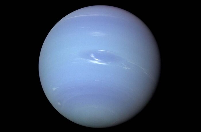 Составное и улучшенное изображение Нептуна / © NASA/JPL/Aster Cowart