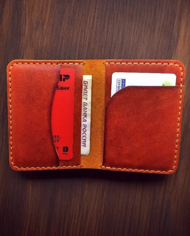 Очередной кардхолдер)