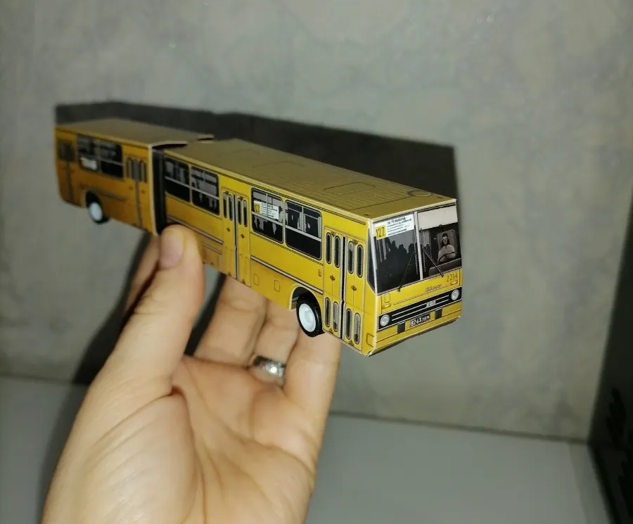 Бумажные автобусы