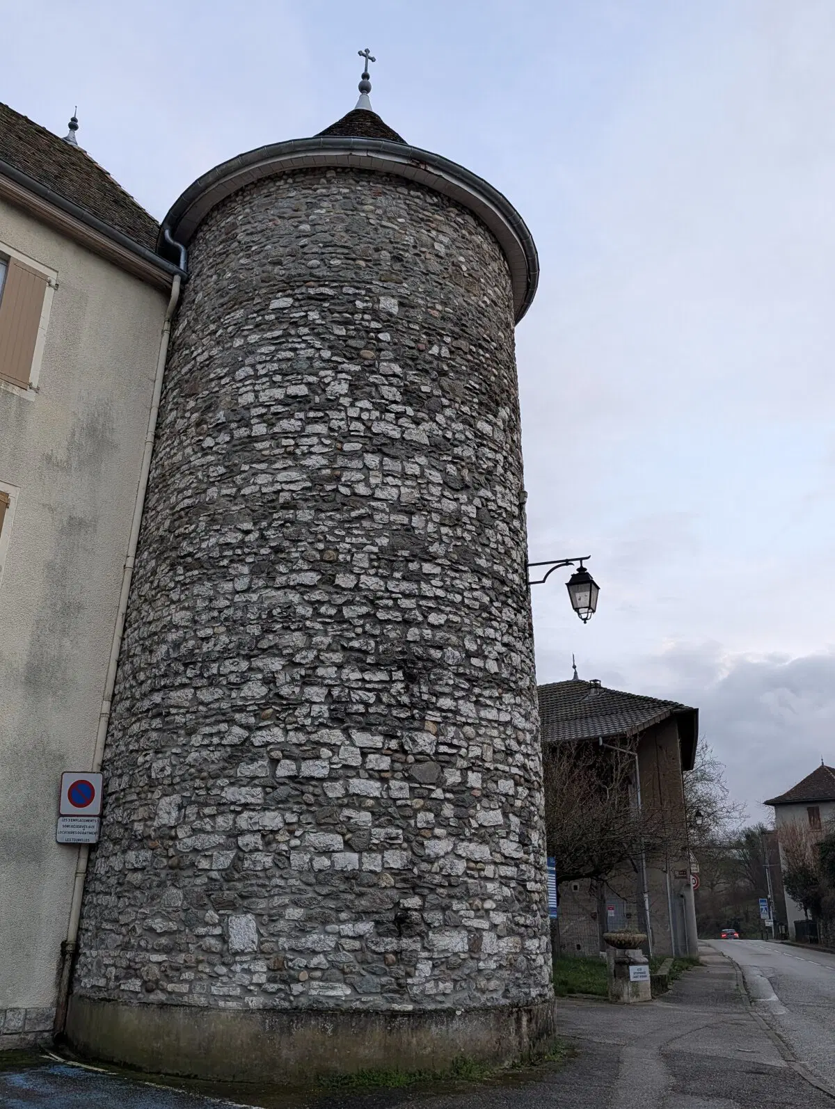 Старинна башня