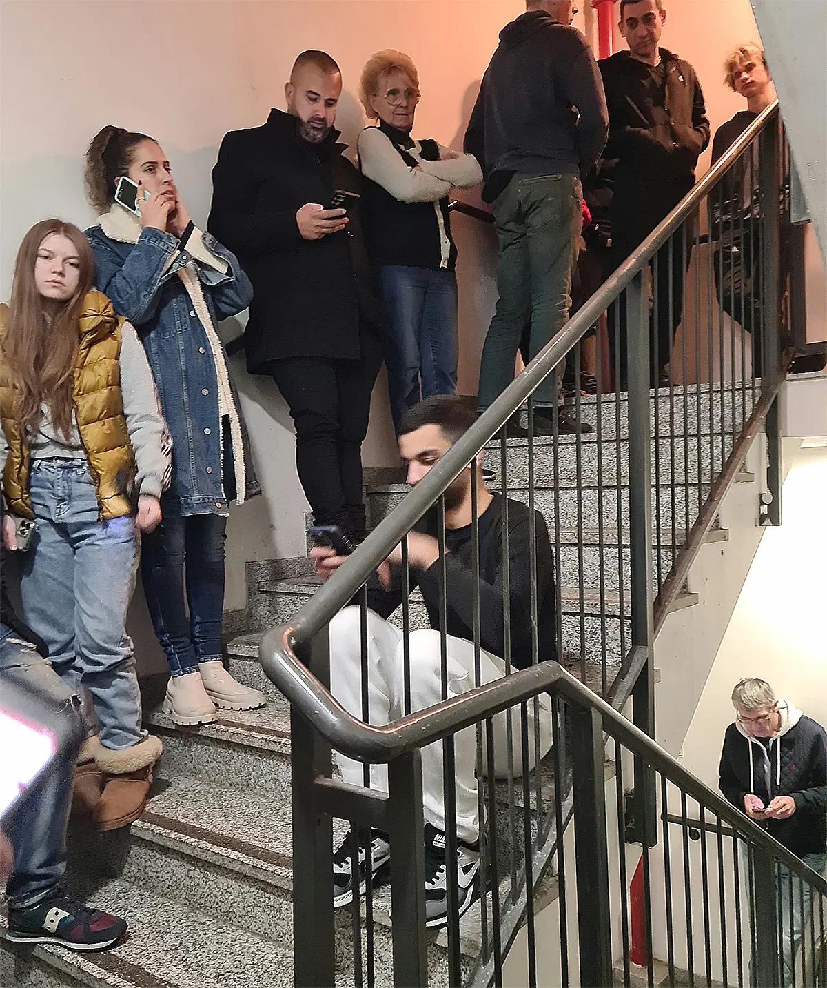 Так - на работе.