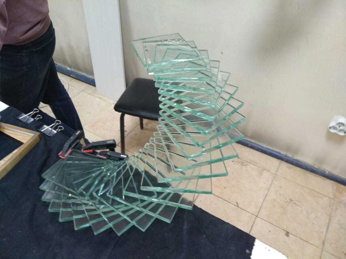 Журнальные столики и стекла