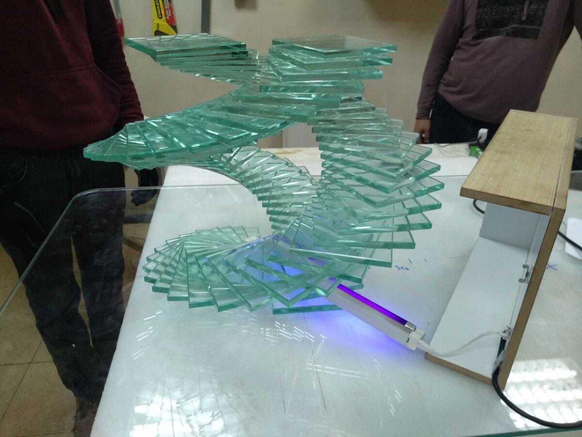 Журнальные столики и стекла