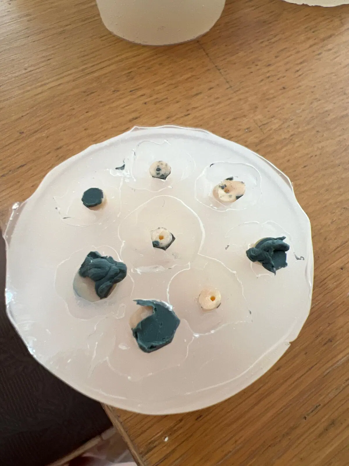 Рожки и ушки так и остались внутри