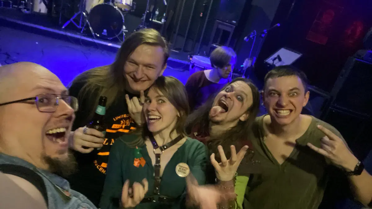 Даже магнитик подарили