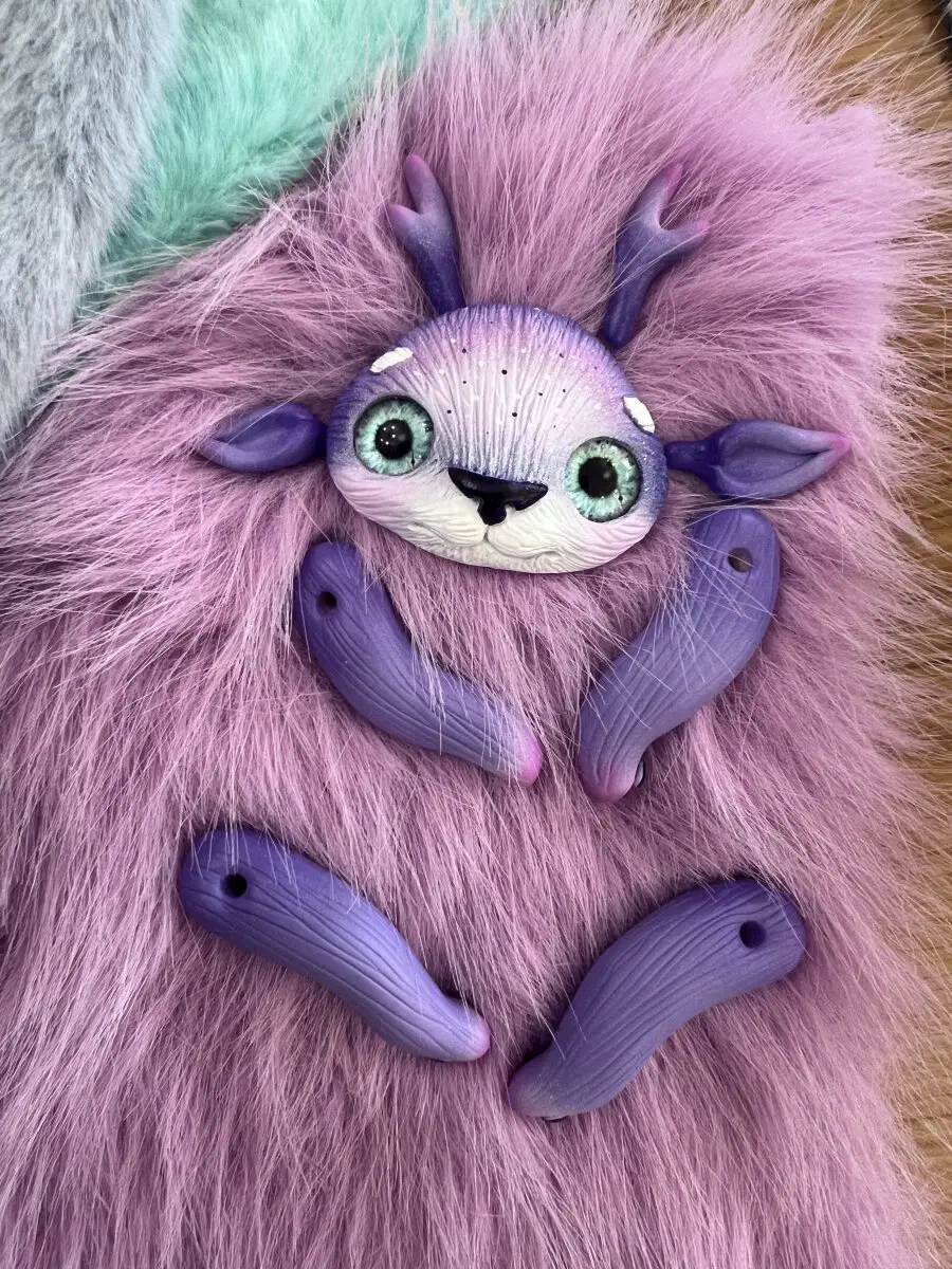 Новые игрушки и главный помощник