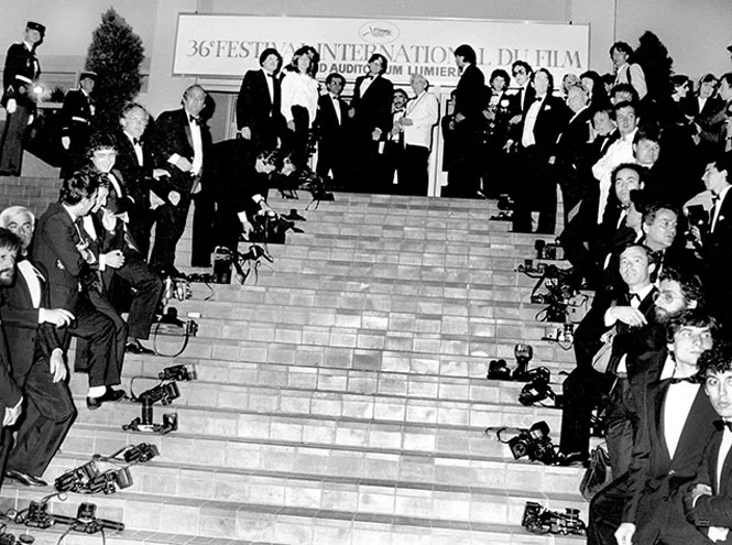 Акция протеста фотографов в Каннах 1983 против актрисы Изабель Аджани. 1 мая 1983 года