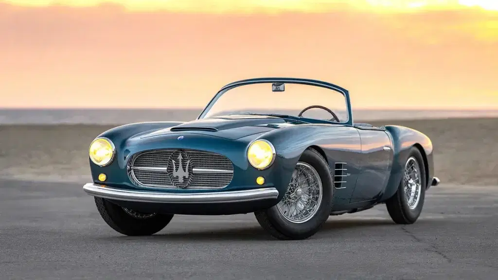 Уникальный Maserati 1954 года выпуска с богатой историей может быть продан на аукционе более чем за 4 миллиона долларов.