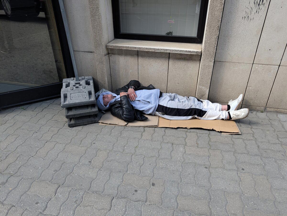 Ну, эти ребята повсюду.