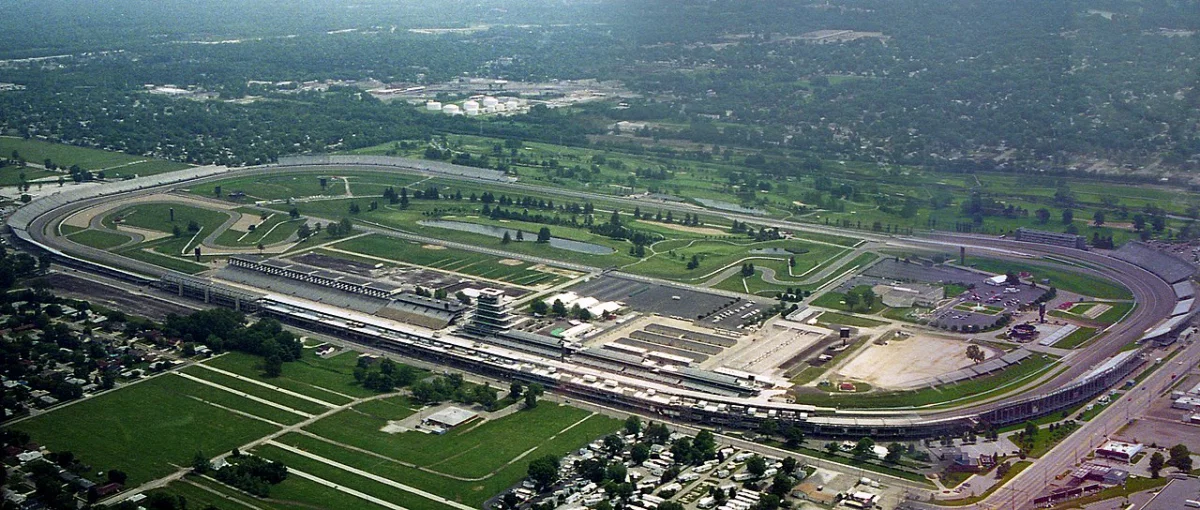 «Индиана́полис Мо́тор Спи́двей» (англ. Indianapolis Motor Speedway, IMS)
