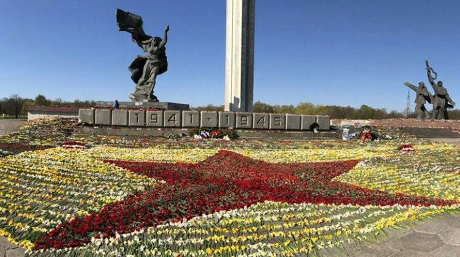 Ивент в Риге.