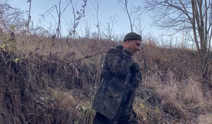 Старинная цепь уходила глубоко в землю То что откопал - озадачило