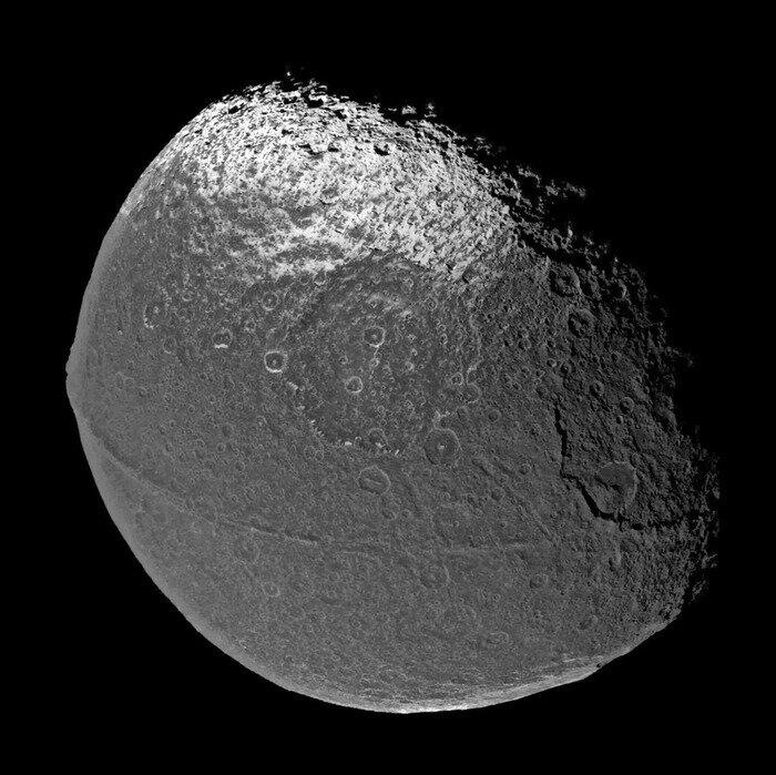 © NASA/JPL/Space Science Institute