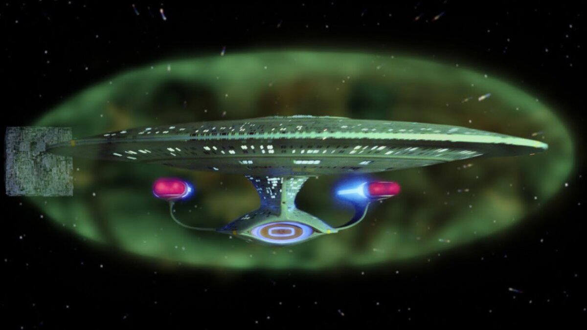 А что если? Чем бы закончилось противостояние звездолёта USS Enterprise-D c звездным разрушителем класса "Imperial"
