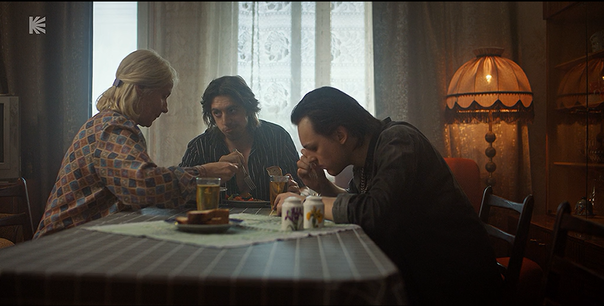 Сериал 2023 года "Король и Шут". Четвертая серия. Как в реальном мире Горшок оказался в психушке а в сказе встретил Медведя