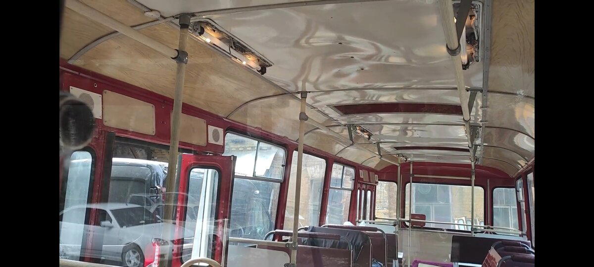 Ремонтируем проводку в ретроавтобусе ЛиАЗ-677М. Часть 1: освещение салона