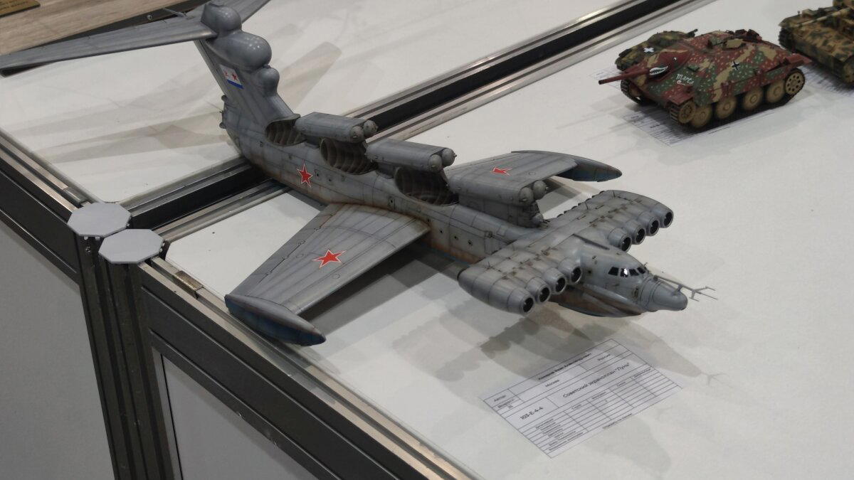 Картинки с выставки 2022