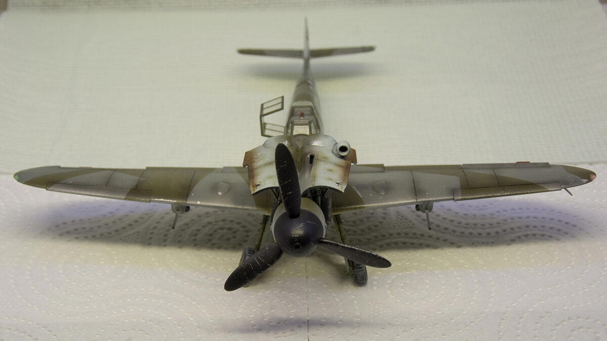Мессершмитт Bf-109 G 1:48  Звезда