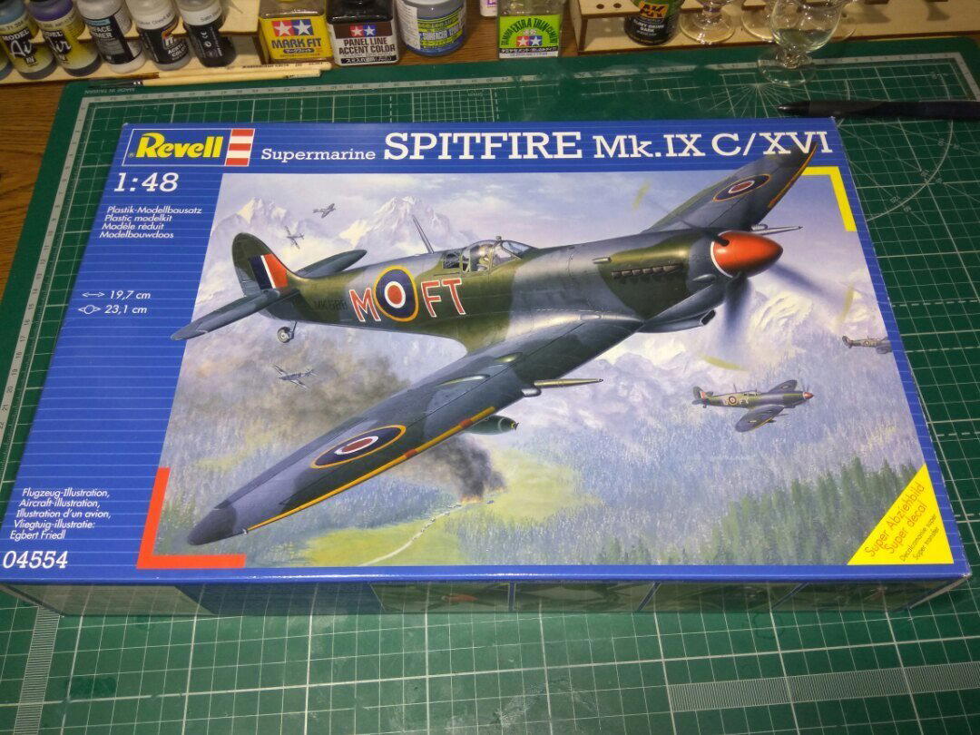 Spitfire mk.IXe 1:48 Revell