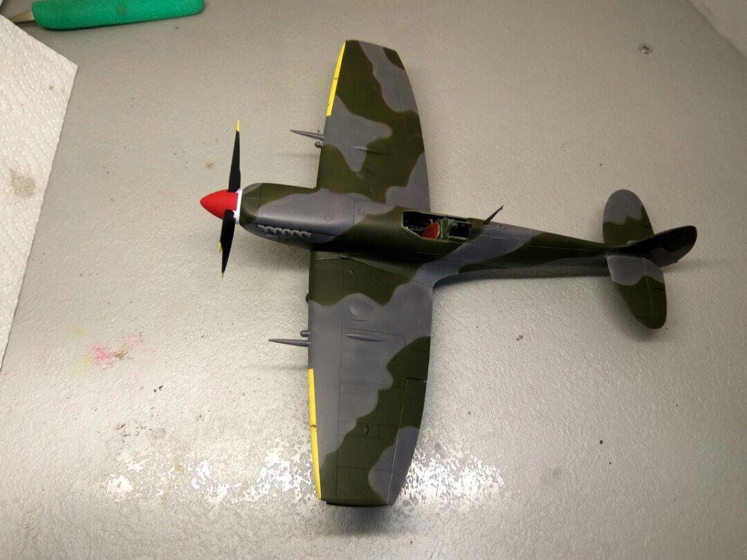 Spitfire mk.IXe 1:48 Revell