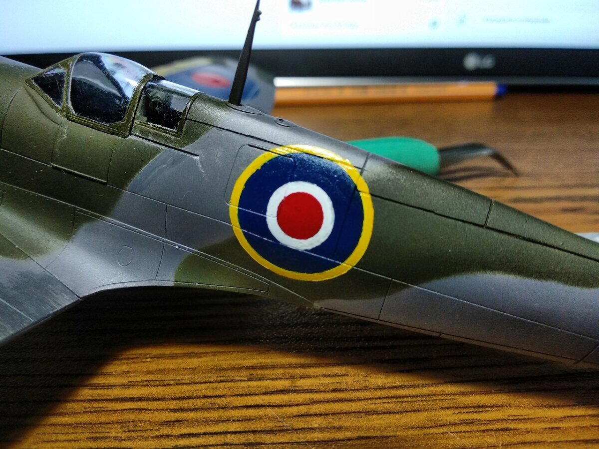 Spitfire mk.IXe 1:48 Revell
