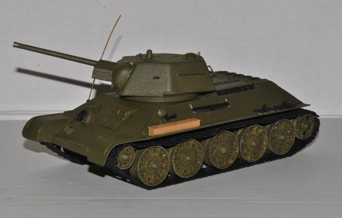 Стендовая модель т-34-76