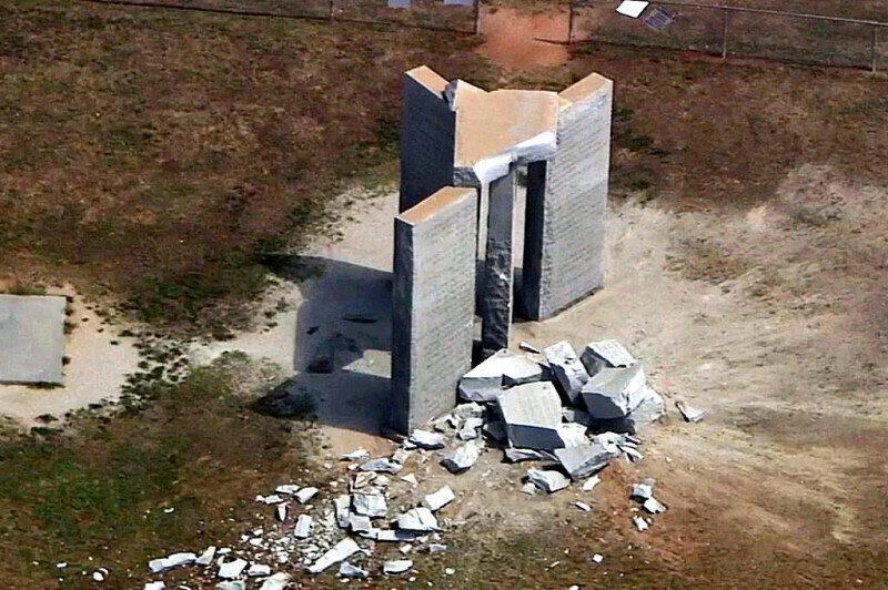 Как в США взорвали сатанинский памятник?
