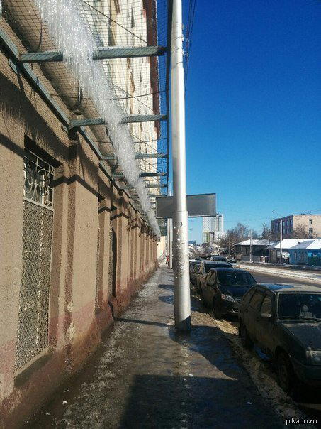 Такая вот "забота" о пешеходах в Уфе